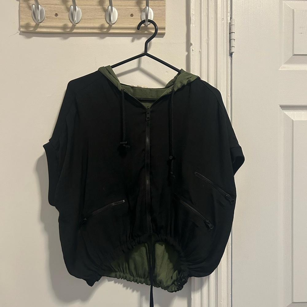 Baggy parachute vest